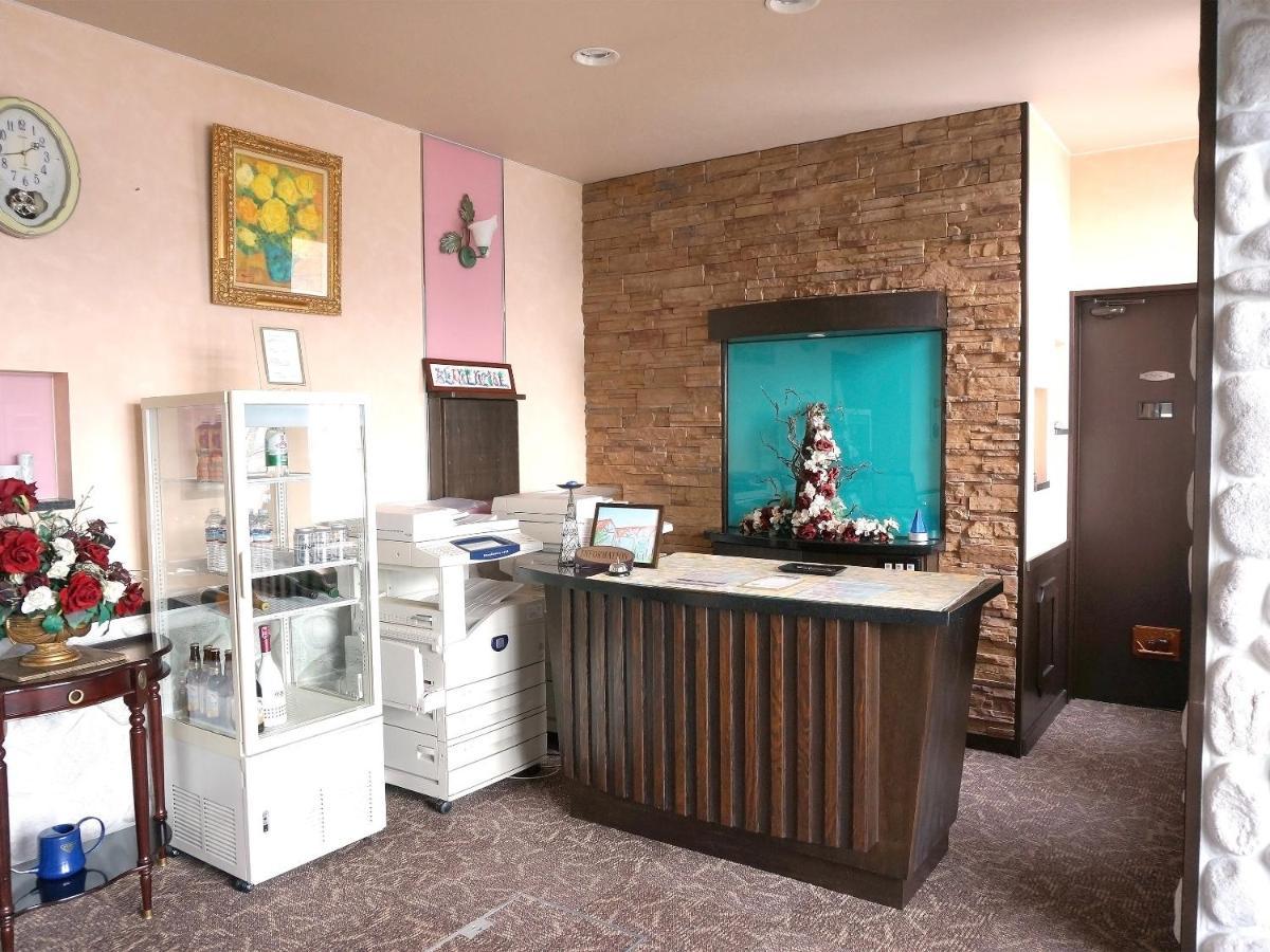 Petit Hotel Blaneneige Nakafurano Ngoại thất bức ảnh