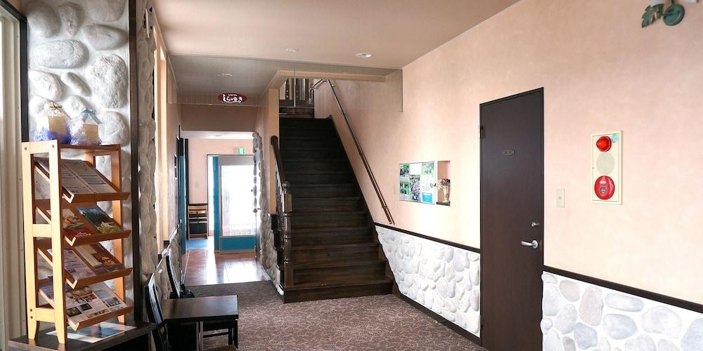 Petit Hotel Blaneneige Nakafurano Ngoại thất bức ảnh