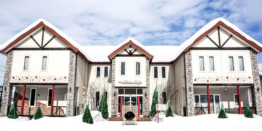Petit Hotel Blaneneige Nakafurano Ngoại thất bức ảnh